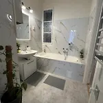 Deri Corner By Downtown Appartement *