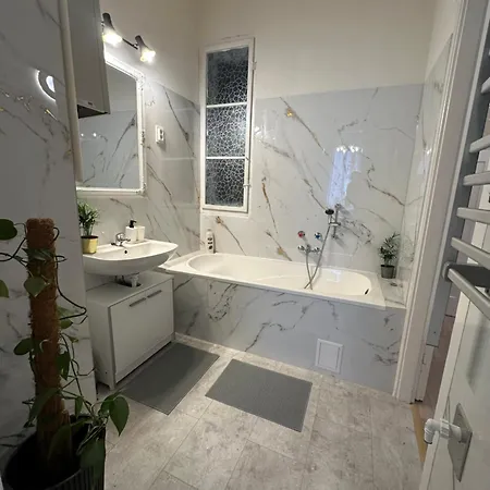 Deri Corner By Downtown Апартаменты *