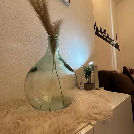 Deri Corner By Downtown