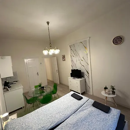 Appartement Deri Corner By Downtown