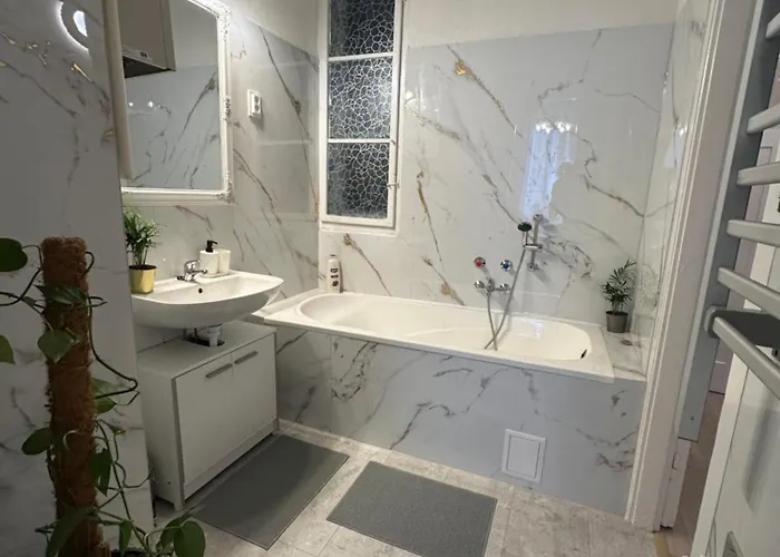 Deri Corner By Downtown Apartament *