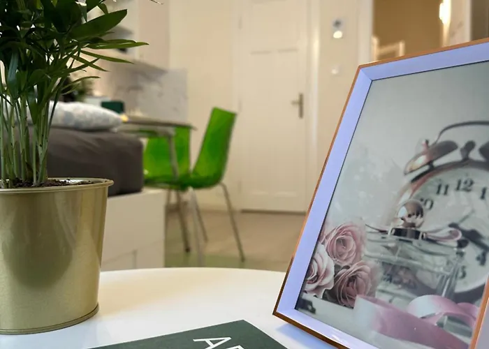 Apartament Deri Corner By Downtown *