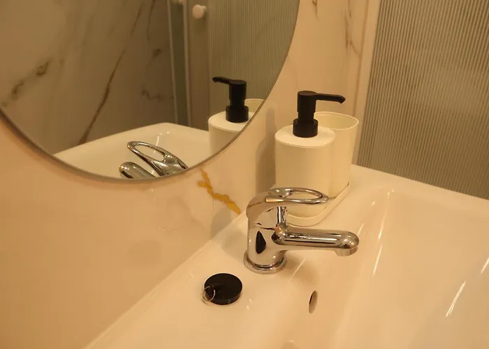 Deri Corner By Downtown Apartament